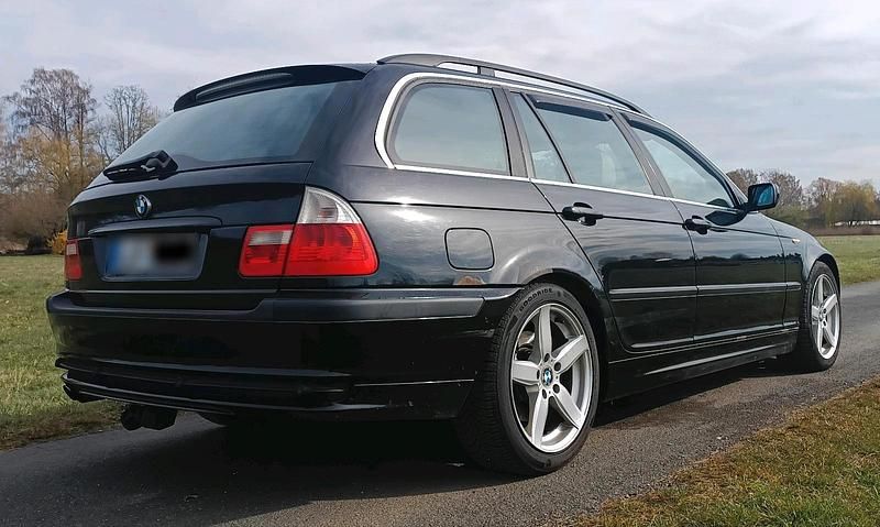 Gebraucht BMW 325 192 PS (141 kW) 2004 Schwarz Kombi