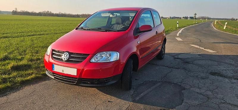 Gebraucht VW Fox 54 PS (39 kW) 2006 Rot Kleinwagen