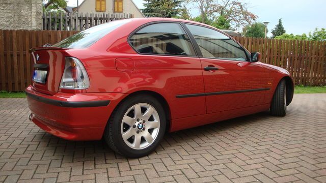 Gebraucht BMW 318 Compact 143 PS (105 kW) 2002 Rot metallic Kleinwagen