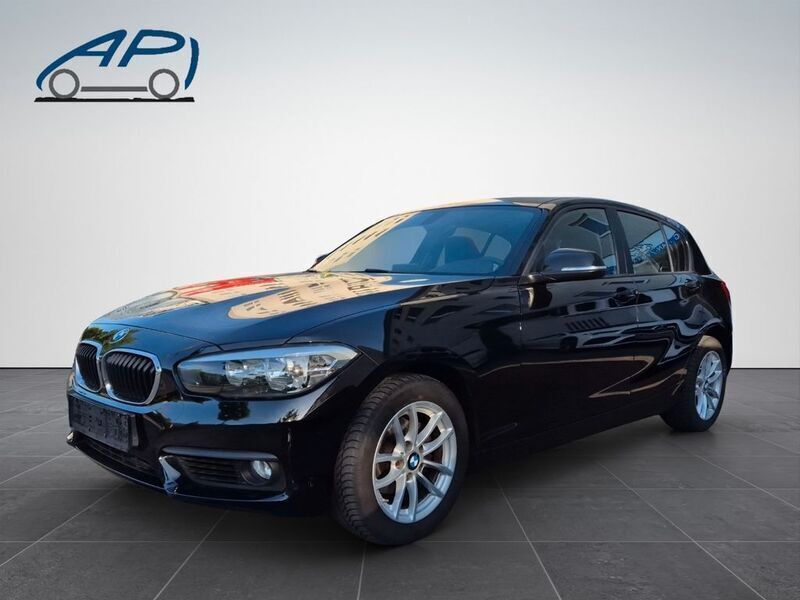 Schwarz Gebraucht 2017 BMW 118 Sport Line Kleinwagen | 8.950 € (Fairer Preis) - Bild 1/4