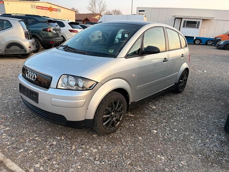 Gebraucht Audi A2 55 PS (40 kW) 2002 Silber Kleinwagen