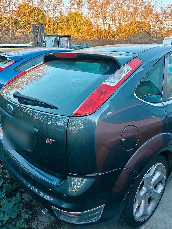 Gebraucht Ford Focus ST 225 PS (165 kW) 2006 Grau Limousine