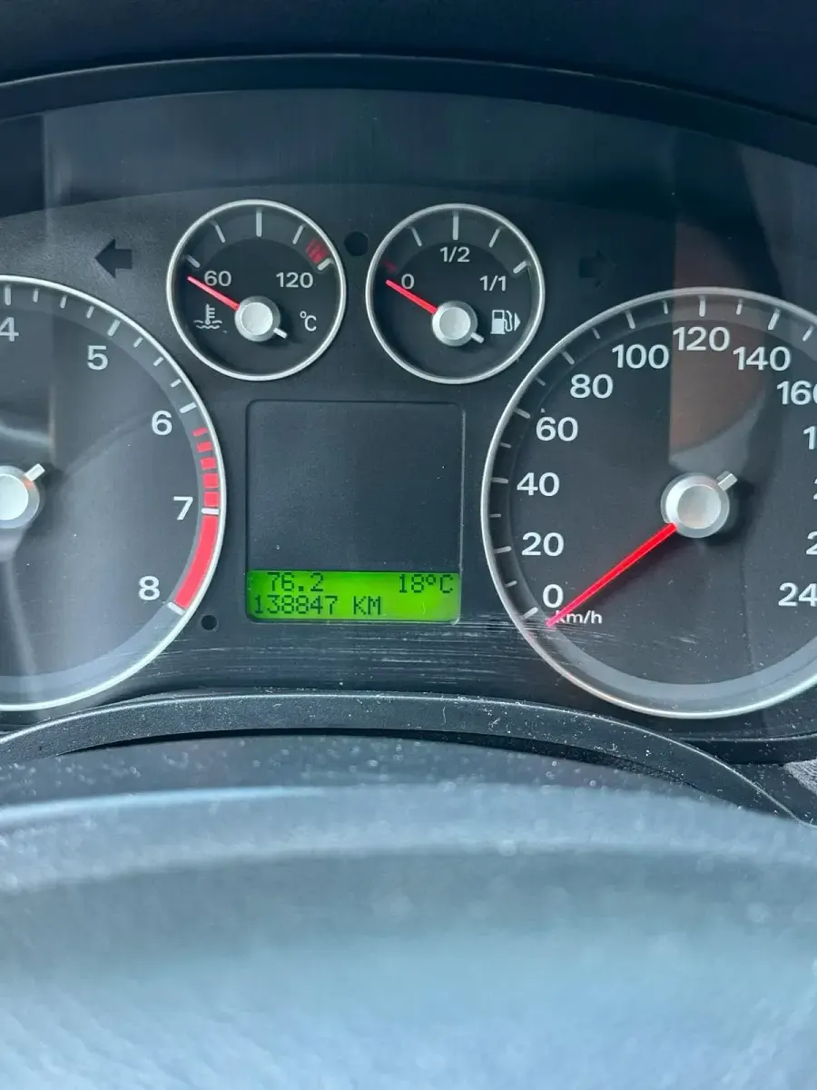 Gebraucht Ford Focus 101 PS (74 kW) 2006 Silber Kleinwagen