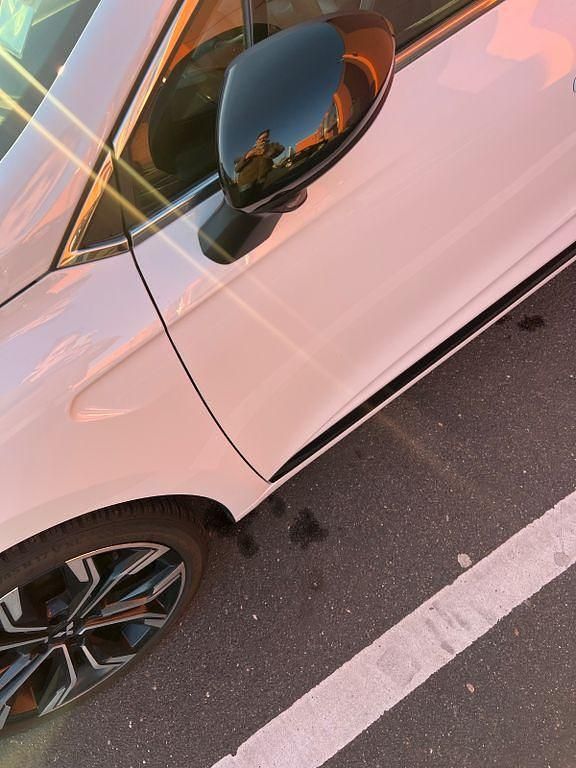 Second-hand Mitsubishi Colt Edition 91 CP (66 kW) 2024 Alb Hatchback