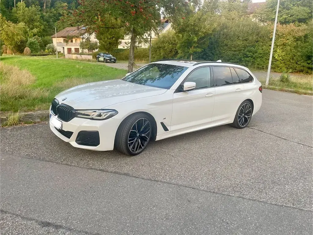 Gebraucht BMW 540 Performance 340 PS (250 kW) 2020 Weiß Kombi