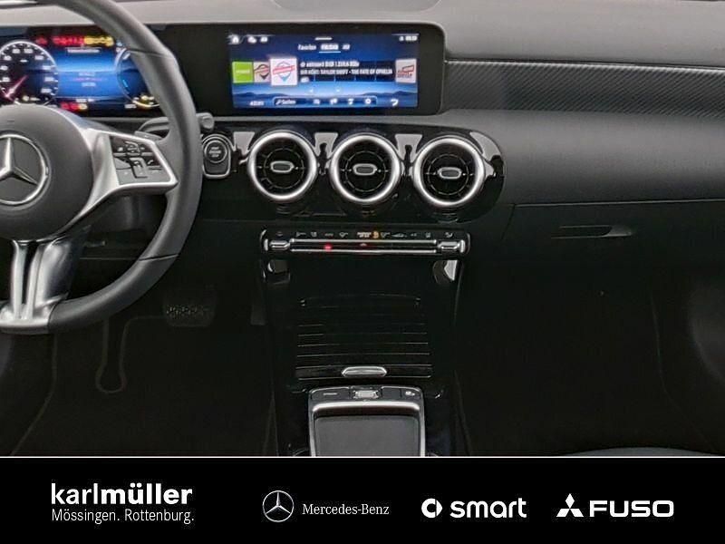 Gebraucht Mercedes A250 Progressive 218 PS (160 kW) 2025 Unilack polarweiß Limousine
