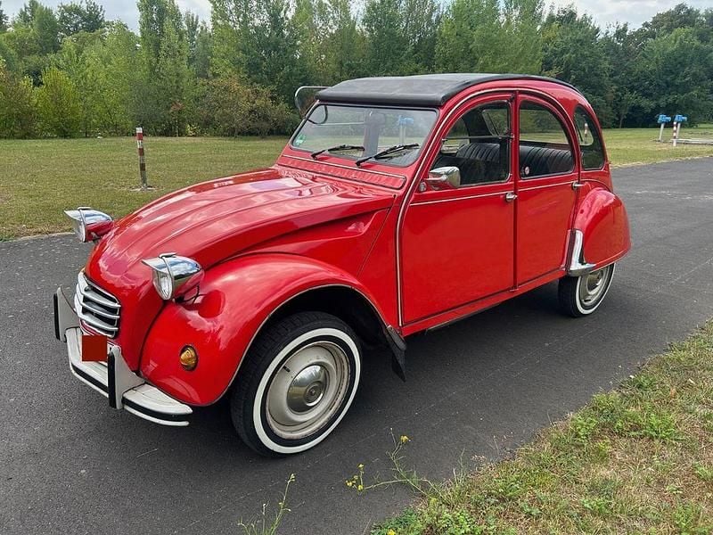 Second-hand Citroën 2CV 29 CP (21 kW) 1989 Roșu Berlinǎ