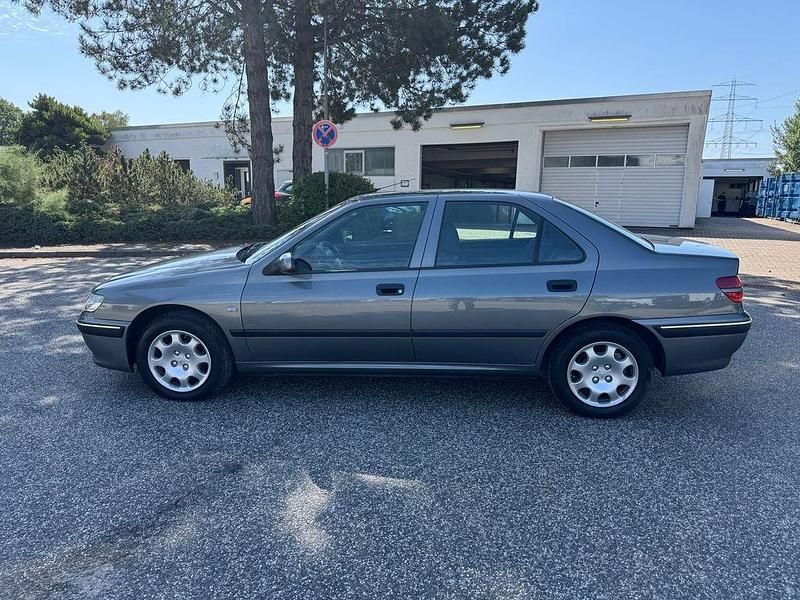 Grau Gebraucht 2000 Peugeot 406 Limousine | 3.490 € (Etwas zu teuer) - Bild 1/4