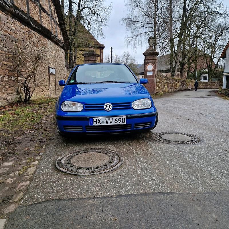 Gebraucht VW Golf Cabriolet 101 PS (74 kW) 1998 Blau Cabrio