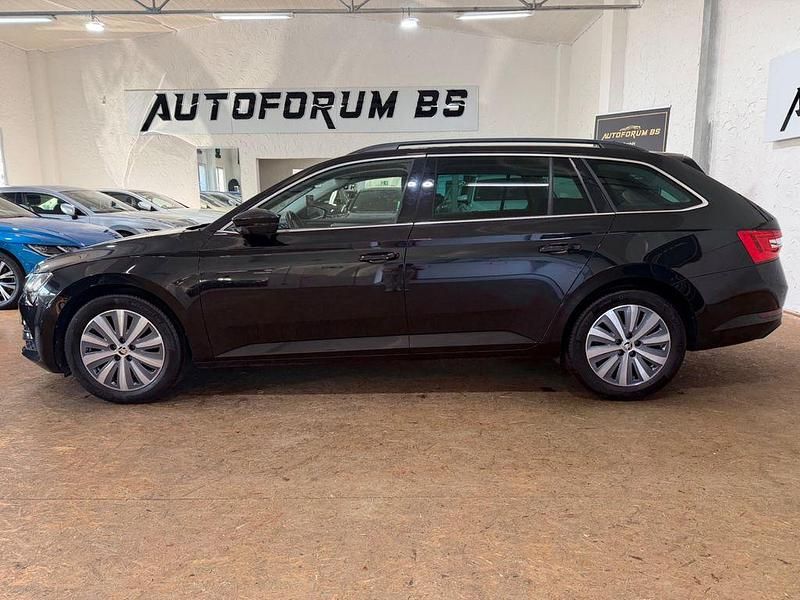 Gebraucht Skoda Superb 150 PS (110 kW) 2021 Schwarz Kombi