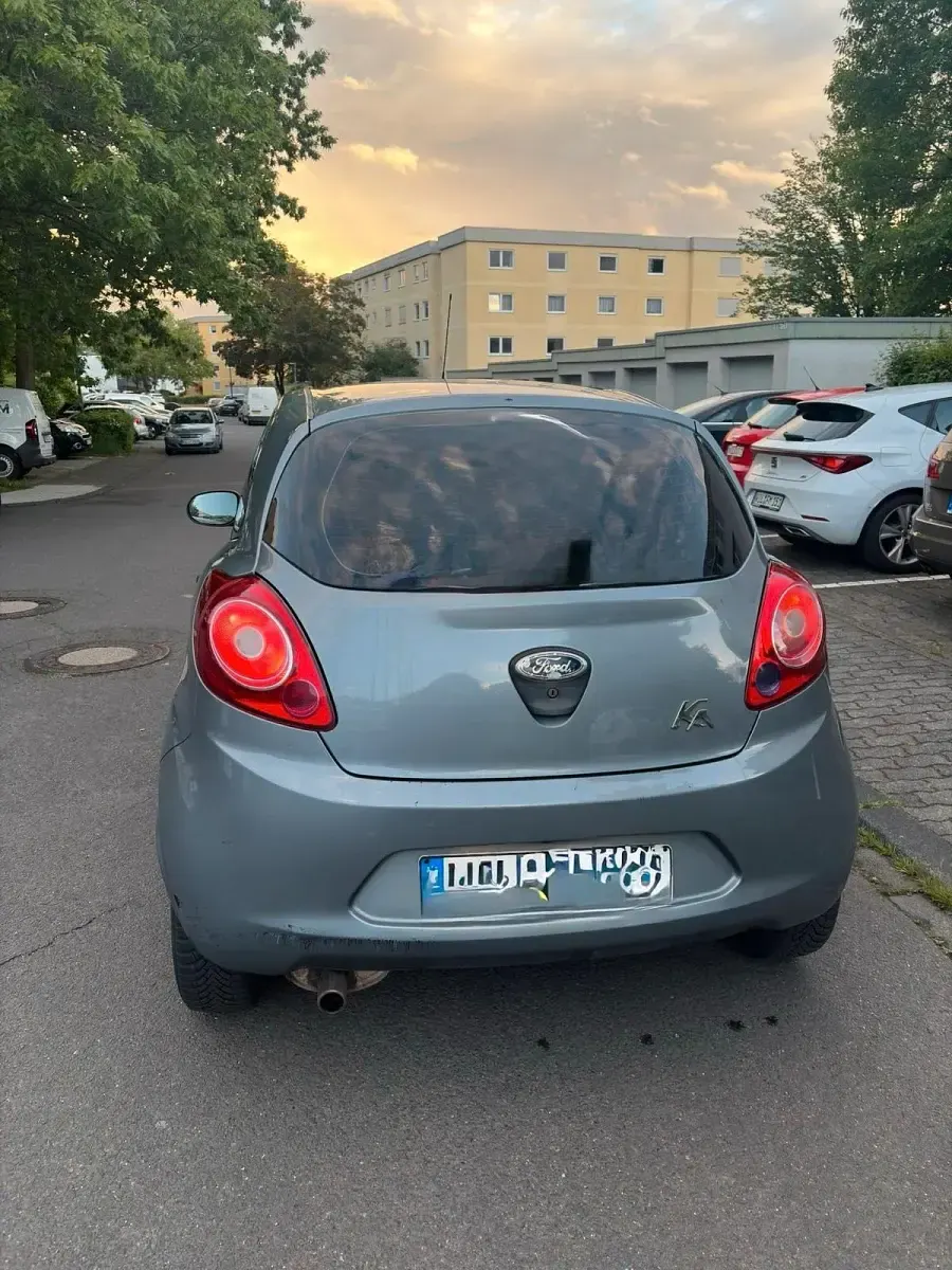 Gebraucht Ford Ka 69 PS (50 kW) 2010 Blau Kleinwagen