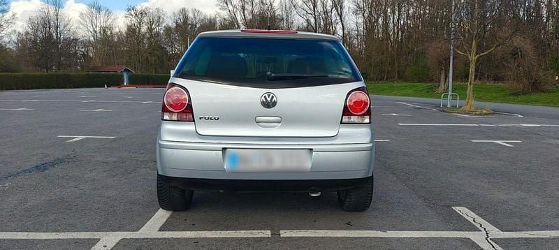 Gebraucht VW Polo Trendline 60 PS (44 kW) 2009 Grau Kleinwagen