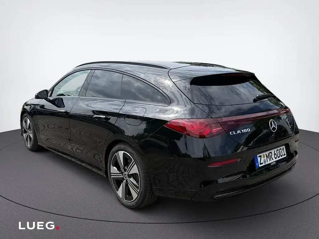 Gebraucht Mercedes CLA180 Progressive 156 PS (114 kW) 2026 Schwarz Limousine