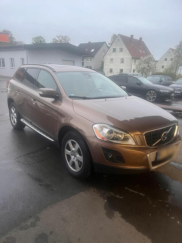 Gebraucht Volvo XC60 163 PS (119 kW) 2009 Braun SUV