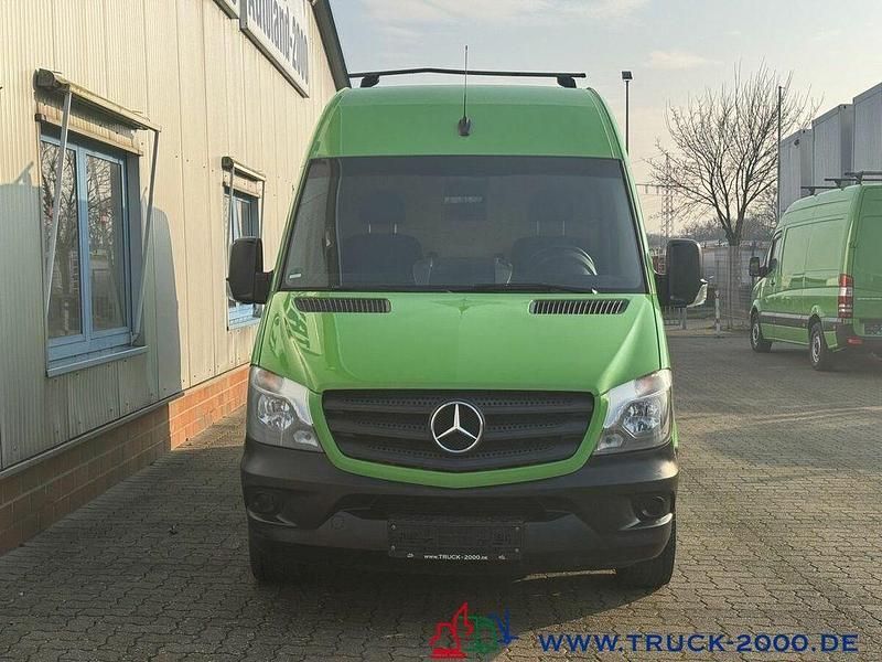 Gebraucht Mercedes Sprinter 163 PS (119 kW) 2018 Grün Van