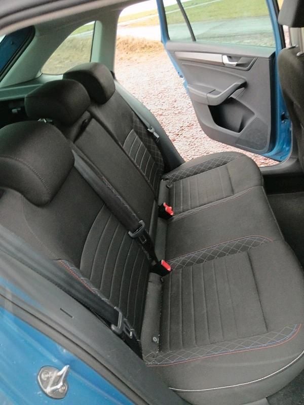 Gebraucht Skoda Rapid 95 PS (69 kW) 2018 Blau Kleinwagen