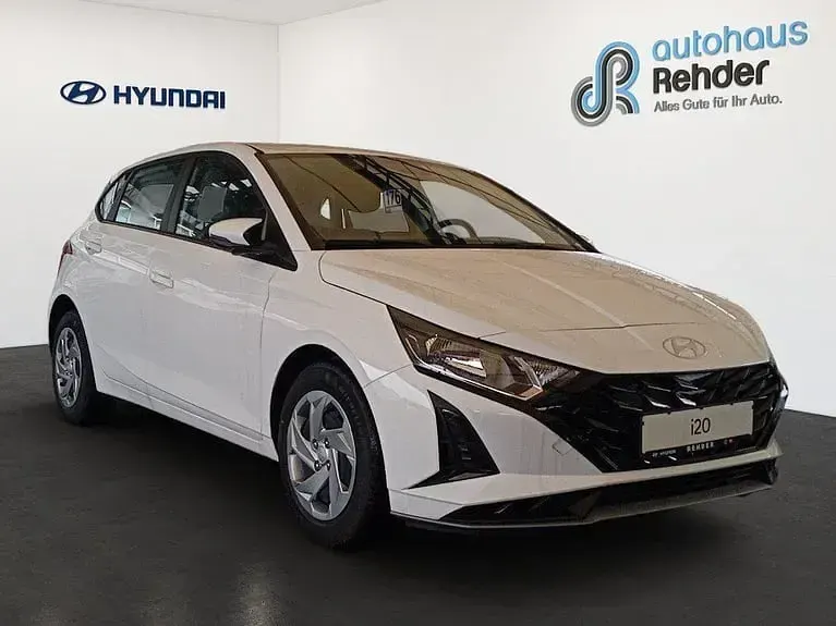 Neu Hyundai i20 Select 101 PS (74 kW) 2025 Weiß Kleinwagen