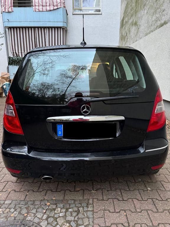 Gebraucht Mercedes A160 Avantgarde 95 PS (69 kW) 2010 Schwarz Van / Kleinbus