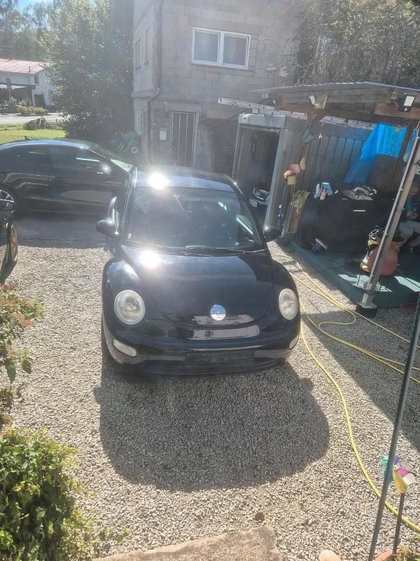 Schwarz Gebraucht 2001 VW Beetle Kleinwagen | 1.200 € (Fairer Preis) - Bild 1/4