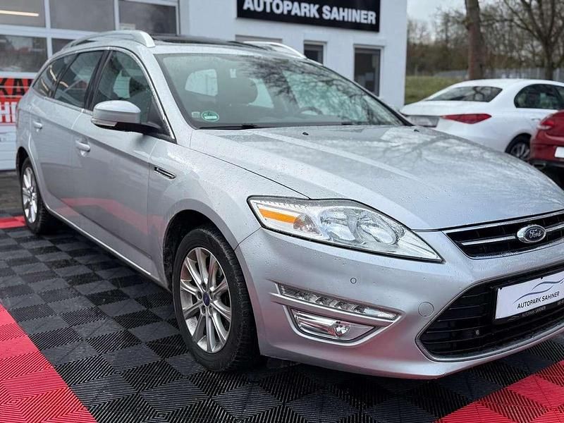 Gebraucht Ford Mondeo Titanium 140 PS (102 kW) 2011 Silber Kombi