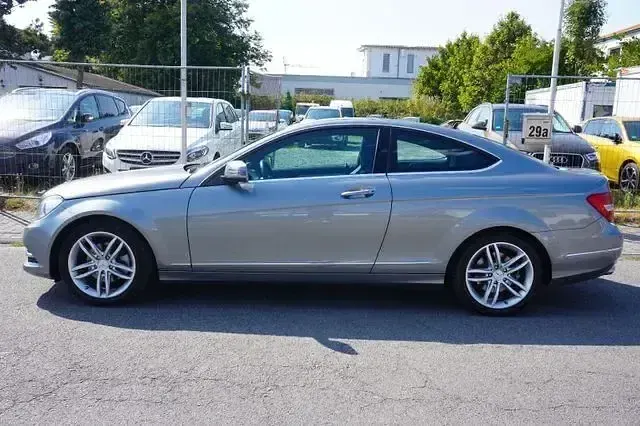 Gebraucht Mercedes C250 204 PS (150 kW) 2012 Silber Coupé
