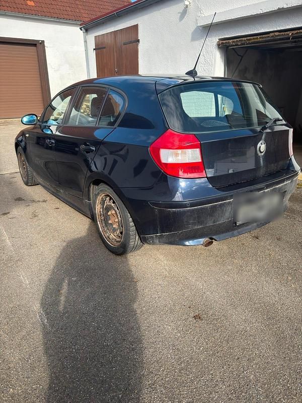 Gebraucht BMW 116 116 PS (85 kW) 2005 Blau Kleinwagen