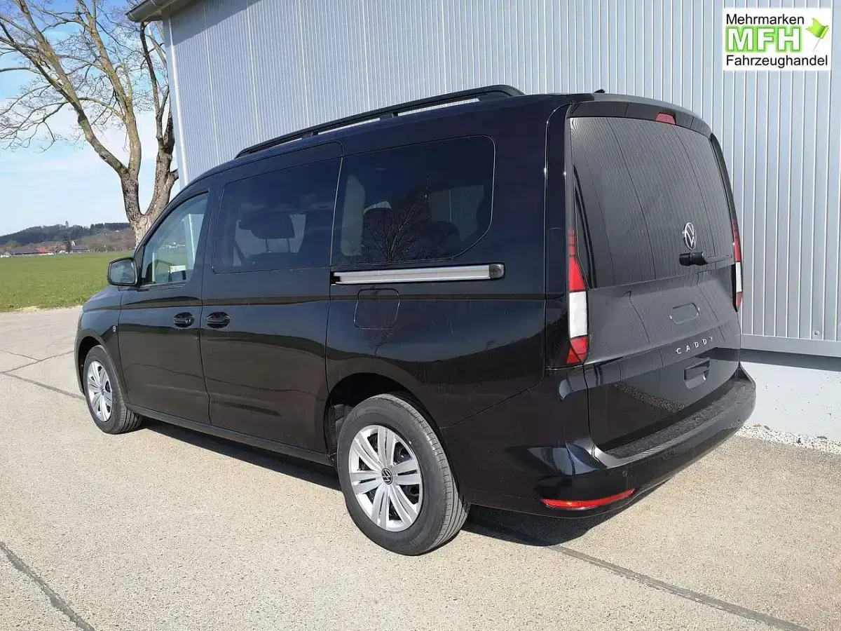 Nowe VW Caddy Maxi Basis 122 KM (89 kW) 2026 Czarny Minivan