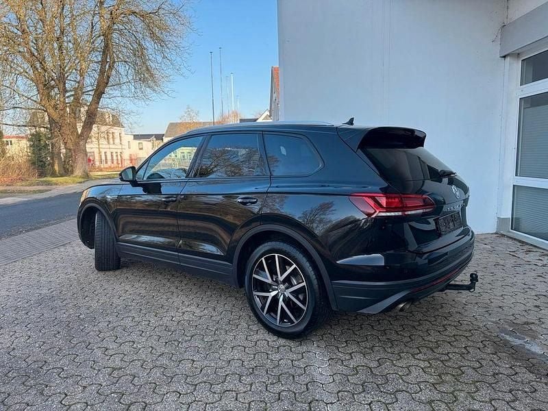 Gebraucht VW Touareg 286 PS (210 kW) 2019 Schwarz SUV