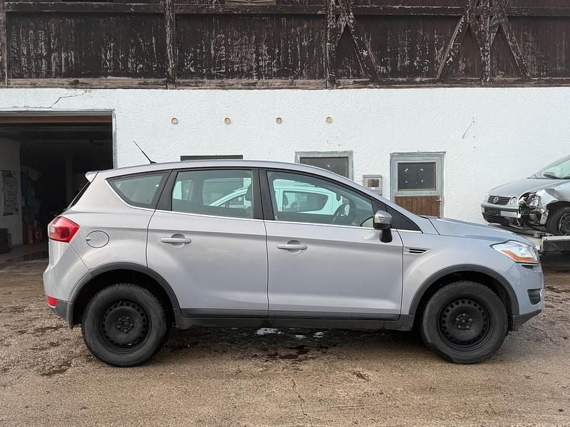 Gebraucht Ford Kuga 140 PS (102 kW) 2011 Grau SUV