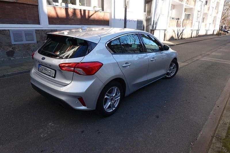 Gebraucht Ford Focus Cool & Connect 150 PS (110 kW) 2018 Silber Limousine
