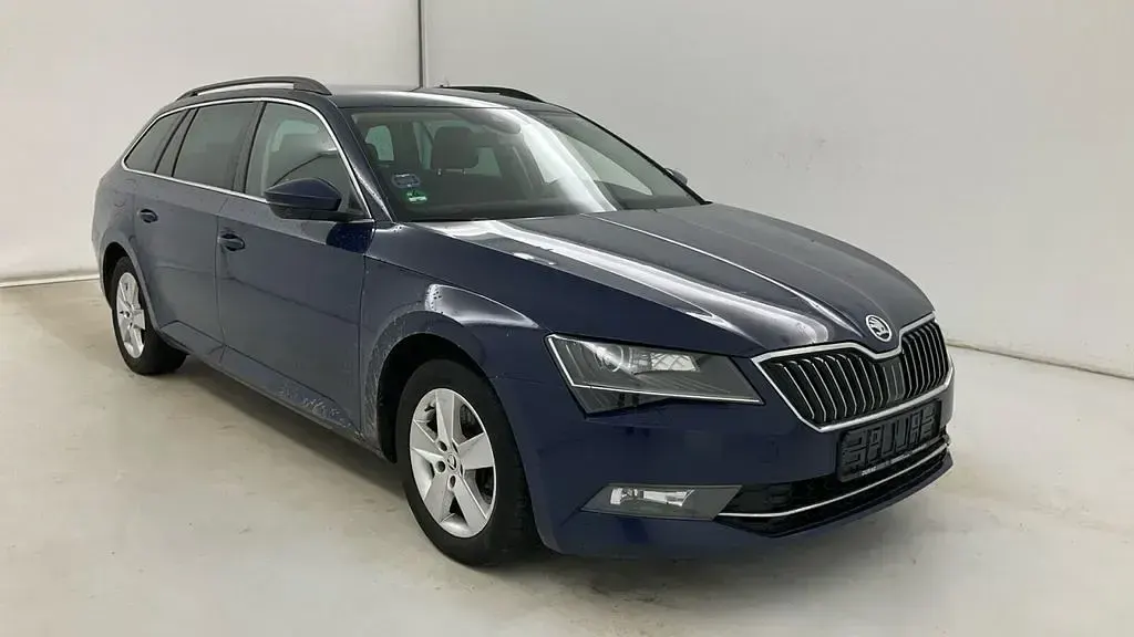 Gebraucht Skoda Superb Ambition 150 PS (110 kW) 2017 Blau Kombi
