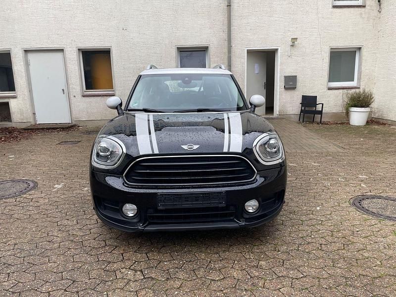 Schwarz Gebraucht 2018 Mini Cooper Kleinwagen | 14.200 € (Fairer Preis) - Bild 1/4