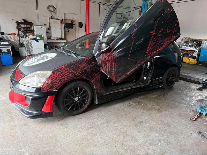 Gebraucht Honda Civic 109 PS (80 kW) 2005 Schwarz Kleinwagen