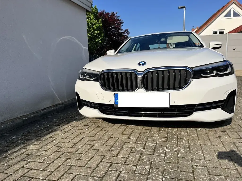 Używany BMW 530e iPerformance 292 KM (214 kW) 2021 Biały Sedan/Limuzyna