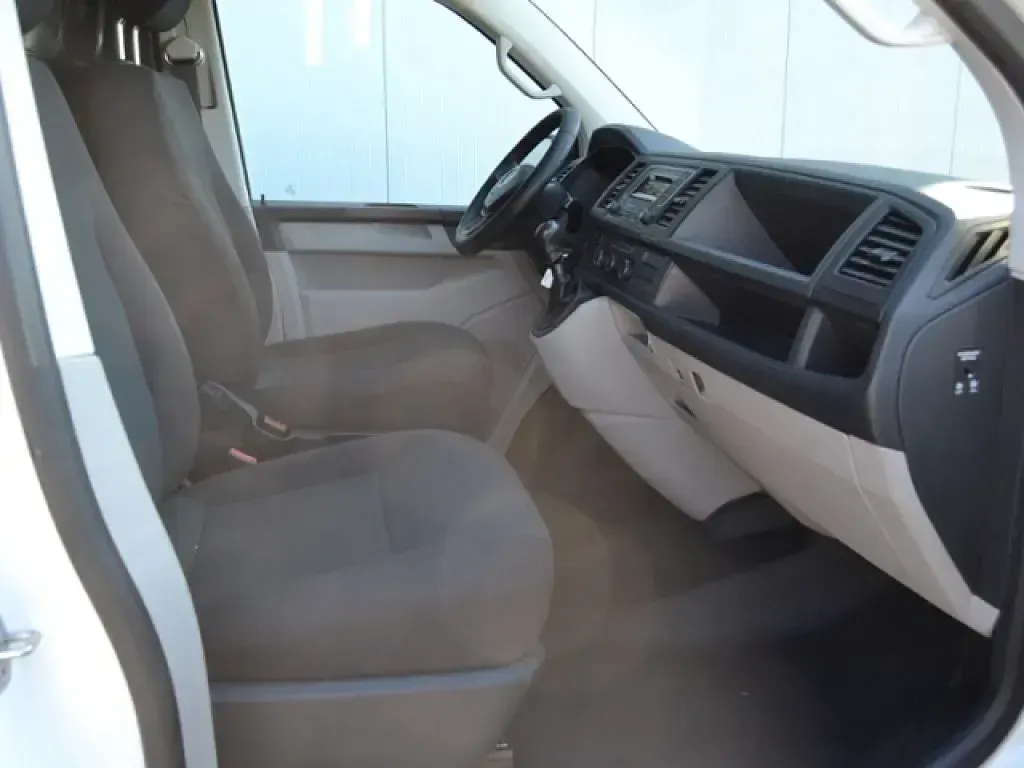 Gebraucht VW T6 150 PS (110 kW) 2019 Candyweiß Van