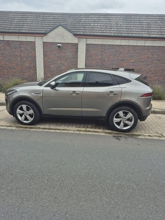 Silber Gebraucht 2019 Jaguar E-Pace S SUV | 21.420 € (Guter Preis) - Bild 1/4