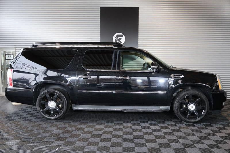 Gebraucht Cadillac Escalade 409 PS (300 kW) 2012 Schwarz SUV