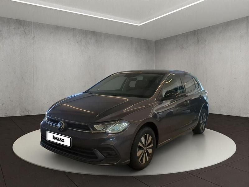 Rauchgrau metallic Gebraucht 2024 VW Polo Goal Limousine | 18.950 € (Fairer Preis) - Bild 1/4