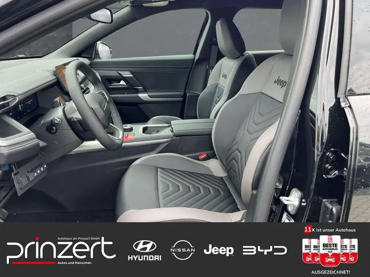 Neu Jeep Compass 224 PS (164 kW) 2026 Vulcano black SUV