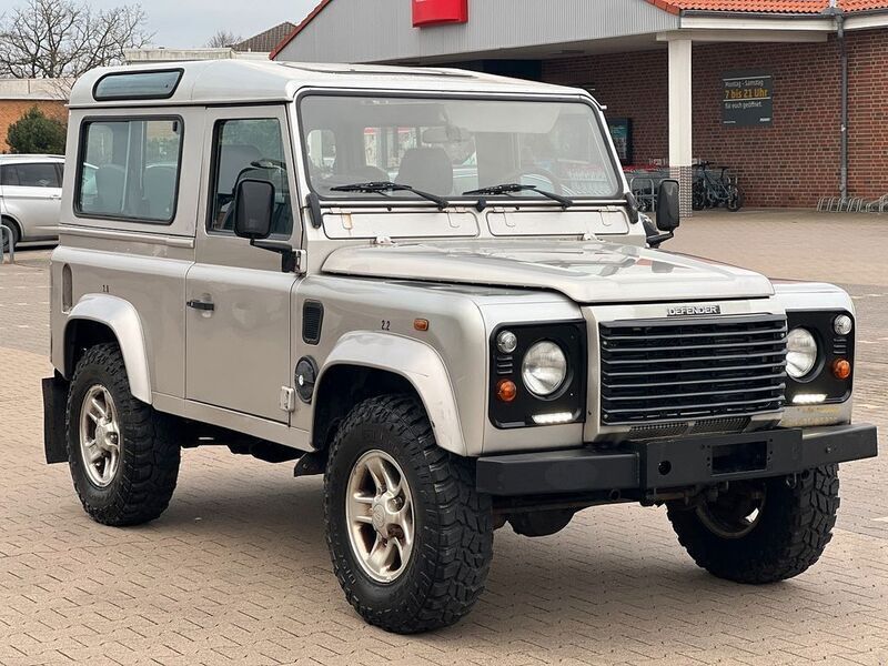 Beige Gebraucht 2000 Land Rover Defender S SUV | 17.990 € - Bild 1/4