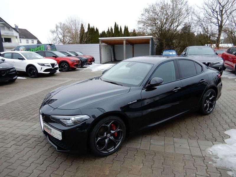 Gebraucht Alfa Romeo Giulia Veloce 209 PS (153 kW) 2019 Nero vulcano, metallic Limousine