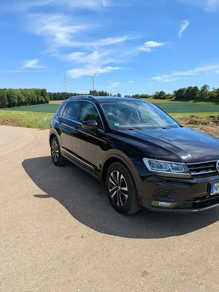 Gebraucht VW Tiguan United 150 PS (110 kW) 2020 Schwarz SUV