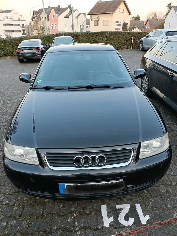 Gebraucht Audi A3 101 PS (74 kW) 2000 Schwarz Kleinwagen