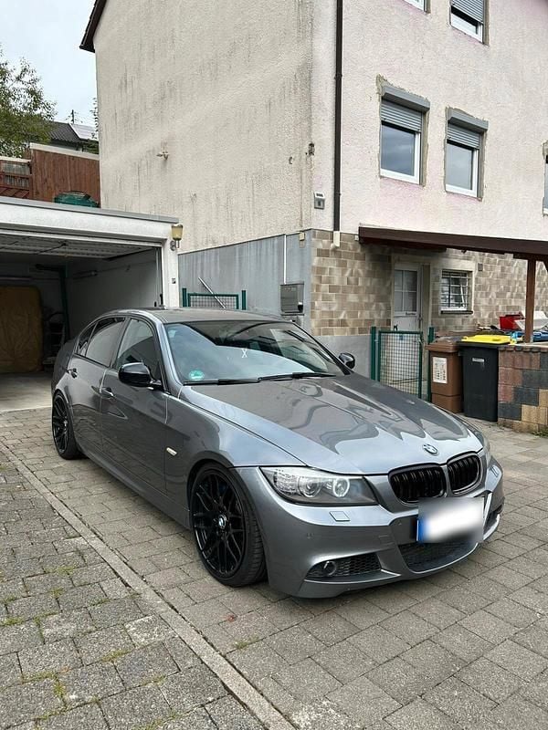 Gebraucht BMW 335 306 PS (225 kW) 2010 Grau Limousine