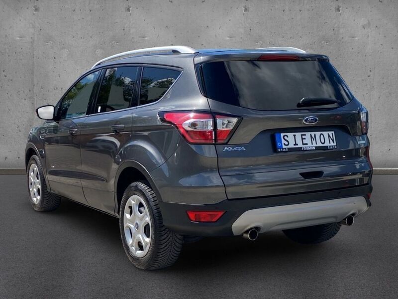 Gebraucht Ford Kuga Trend 182 PS (133 kW) 2017 Metallic) (grau SUV