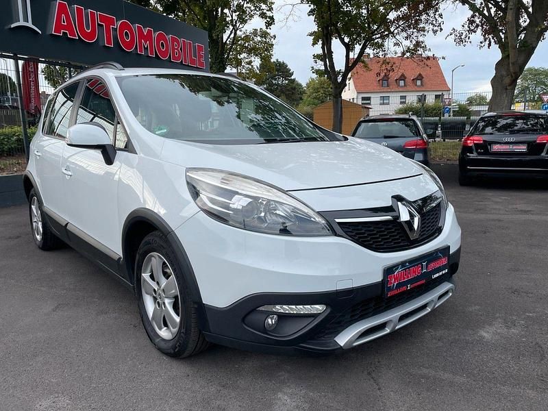 Weiß Gebraucht 2013 Renault Scénic III Initiale Paris Van / Kleinbus | 6.890 € (Fairer Preis) - Bild 1/4