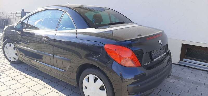 Schwarz Gebraucht 2007 Peugeot 207 Platinum Cabrio | 1.800 € (Fairer Preis) - Bild 1/4
