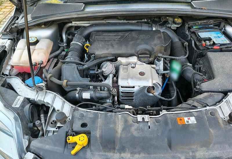 Gebraucht Ford Focus 125 PS (91 kW) 2014 Silber Kombi