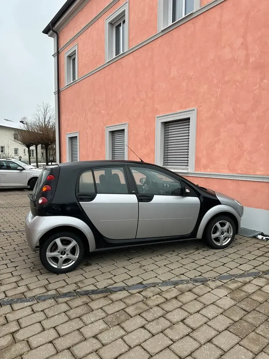 Usata Smart ForFour Pulse 95 CV (69 kW) 2004 Argento Utilitaria