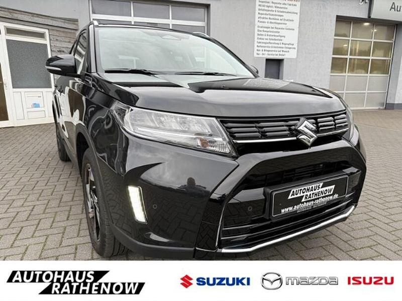 Gebraucht Suzuki Vitara Comfort+ 129 PS (94 kW) 2024 Schwarz SUV